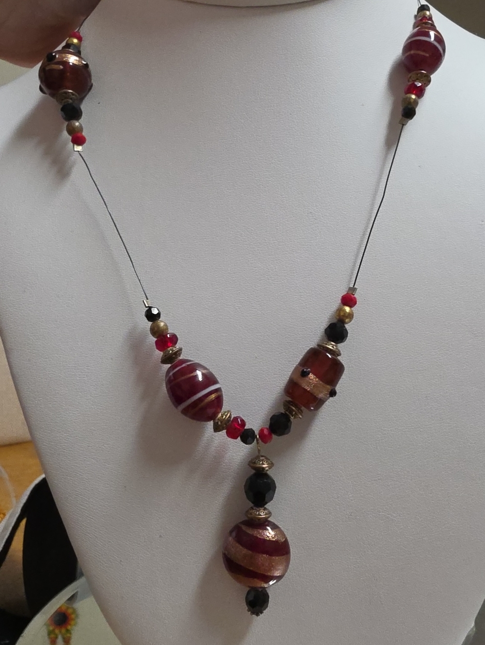 Vintage Venetian Murano Style Red and Gold Foil Lampwork Glass Necklace